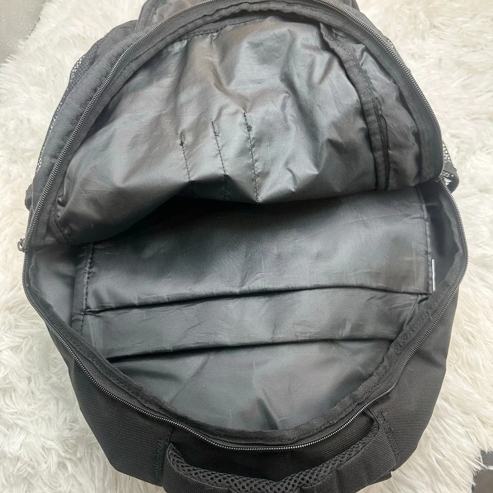 Targus Sport Laptop Backpack Black Padded Travel School Work Bag TSB89104US
